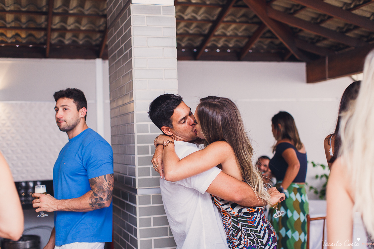 decoração para aniversário de 30 anos, festa linda para irmãs gêmeas, festa de 30 anos de gêmeas, bolo de Thais Gois, fotografia de Tássila Costa, fotógrafa em Vitória ES, fotografia de festa em vix ES, o que vestir no aniversário de 30 anos