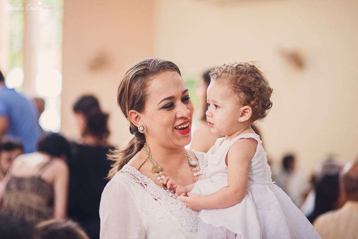 batizado em vitória es, na igreja são camilo, em camburi, fotos da família da valentina, batizado lindo e emocionante, fotos tássila costa, batizando domingo de manhã