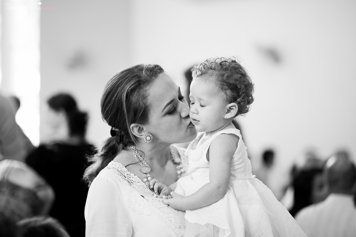 batizado em vitória es, na igreja são camilo, em camburi, fotos da família da valentina, batizado lindo e emocionante, fotos tássila costa, batizando domingo de manhã