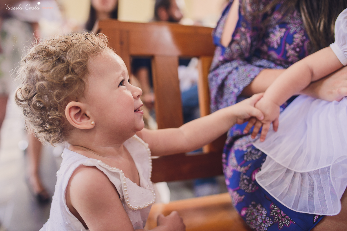 batizado em vitória es, na igreja são camilo, em camburi, fotos da família da valentina, batizado lindo e emocionante, fotos tássila costa, batizando domingo de manhãbatizado em vitória es, na igreja são ca