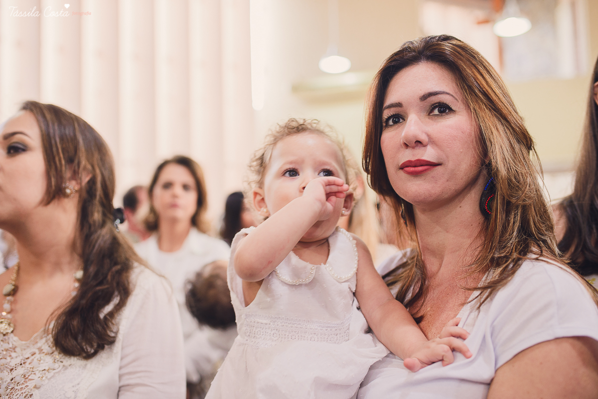 batizado em vitória es, na igreja são camilo, em camburi, fotos da família da valentina, batizado lindo e emocionante, fotos tássila costa, batizando domingo de manhã