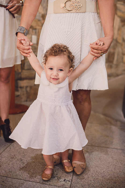 batizado em vitória es, na igreja são camilo, em camburi, fotos da família da valentina, batizado lindo e emocionante, fotos tássila costa, batizando domingo de manhã