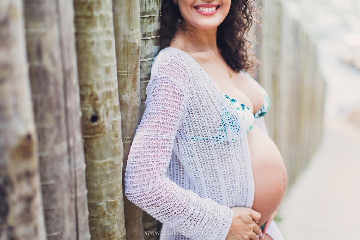 grávida linda, fotos de grávida na Praia da Costa, ensaio fotográfico feito em casa, lingeries lindas para ensaio fotográfico de gestante, poses para ensaio fotográfico feito em casa, fotos de grávida na Praia da Costa, Vila Velha - ES