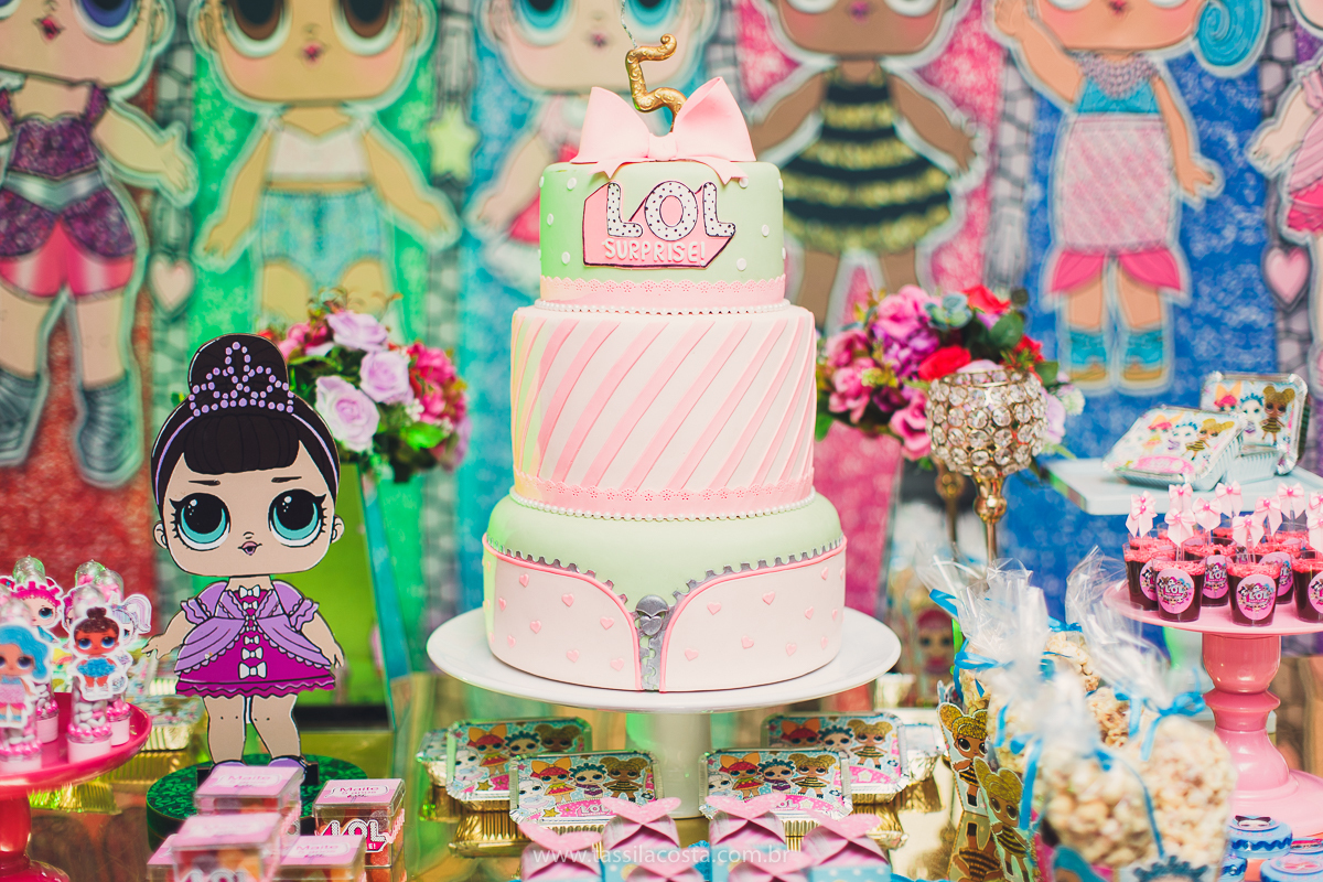 festa infantil em vitória, tássila costa fotografia, aniversári infantil em Vitória ES, festa de menina no tema LOL, festa linda de menina, roupa da boneca LOL, 5 anos da Maitê