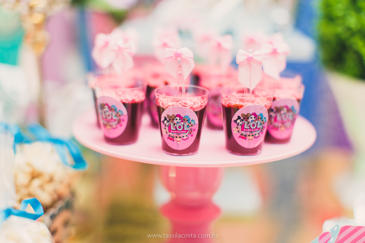 festa infantil em vitória, tássila costa fotografia, aniversári infantil em Vitória ES, festa de menina no tema LOL, festa linda de menina, roupa da boneca LOL, 5 anos da Maitê