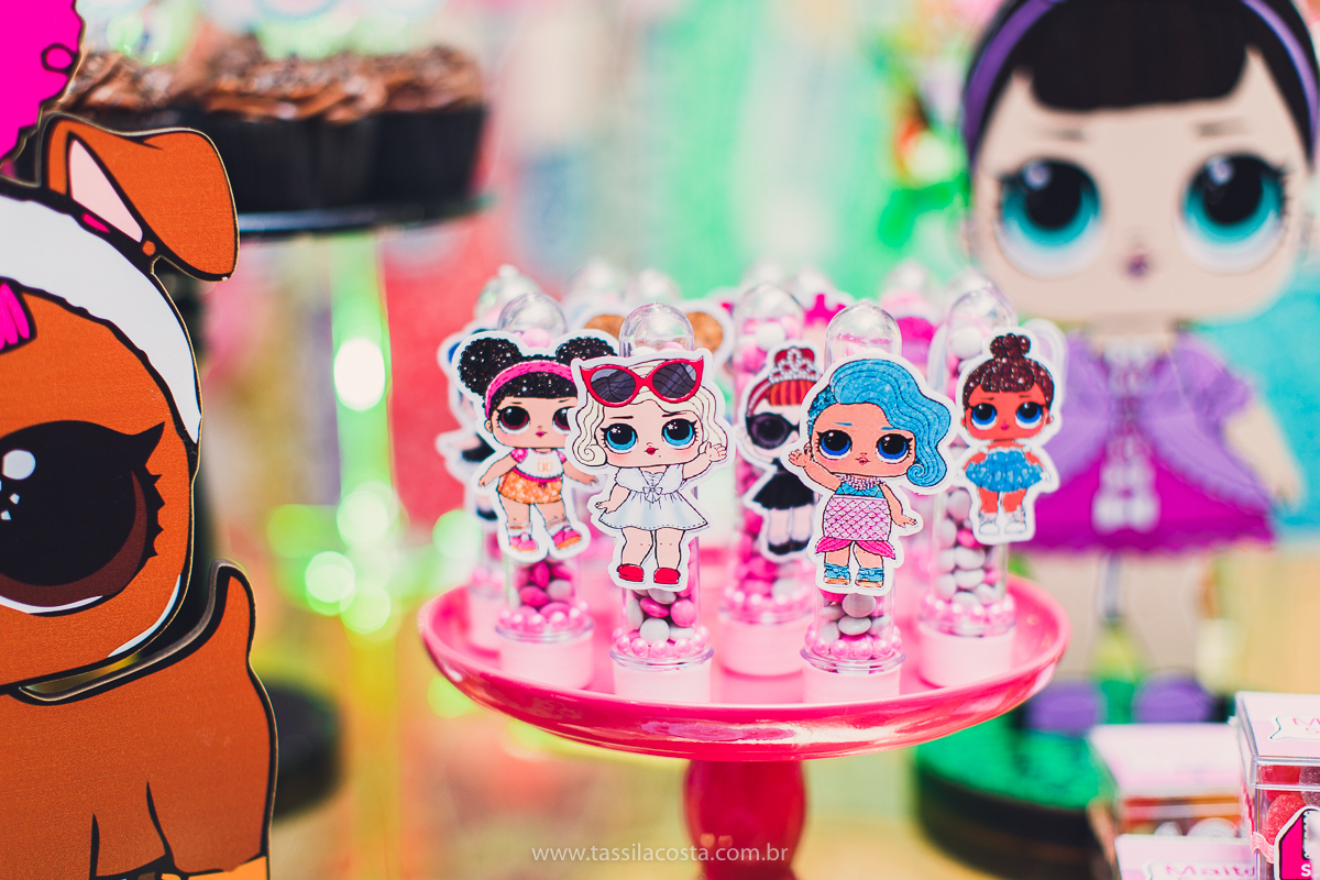 festa infantil em vitória, tássila costa fotografia, aniversári infantil em Vitória ES, festa de menina no tema LOL, festa lindfesta infantil em vitória, tássila costa fotografia, aniversári infantil em Vita de menina, roupa da boneca LOL, 5 anos da Maitê