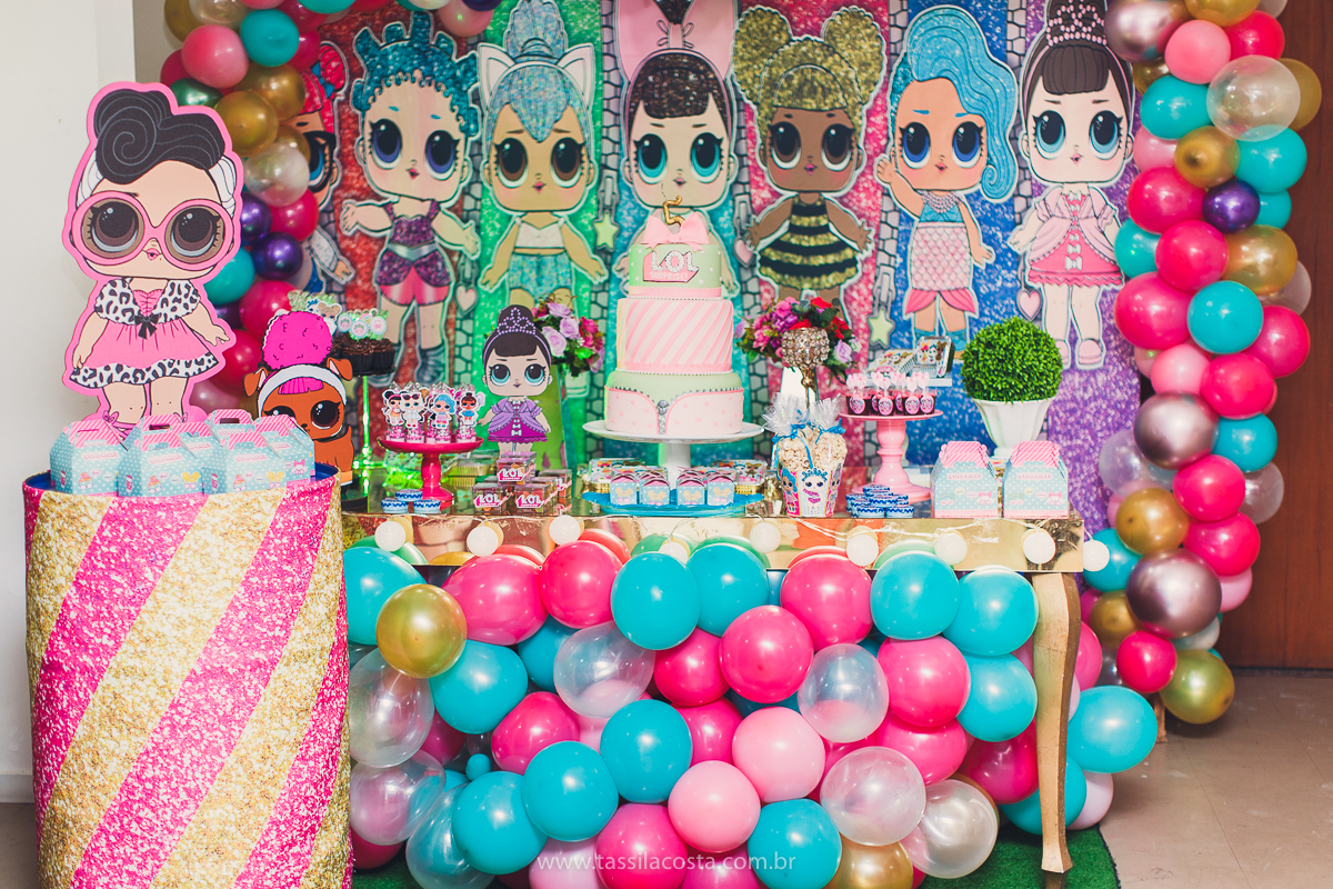 festa infantil em vitória, tássila costa fotografia, aniversári infantil em Vitória ES, festa de menina no tema LOL, festa linda de menina, roupa da boneca LOL, 5 anos da Maitê
