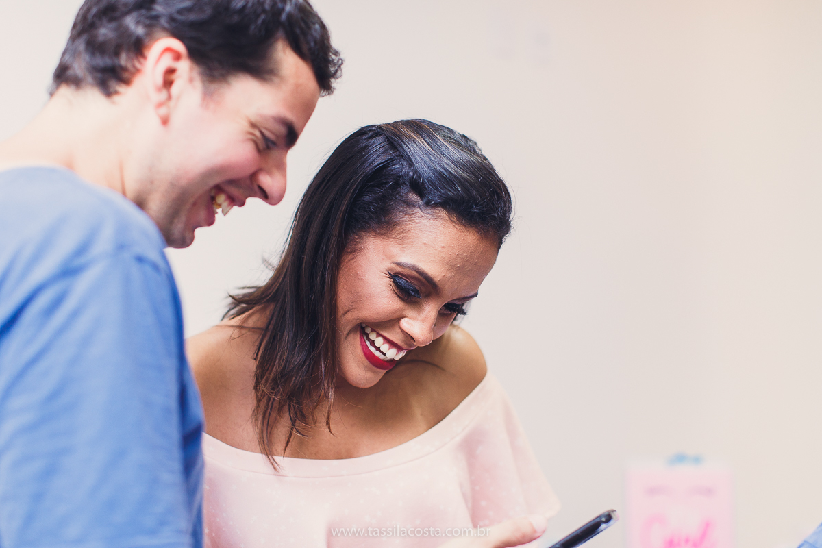 fotos de chá revelação, o que fazer para revelar o sexo do bebê para a família, família linda no chá revelação no Matheus, Praia da Costa, Vila Velha ES, Tássila Costa fotografia
