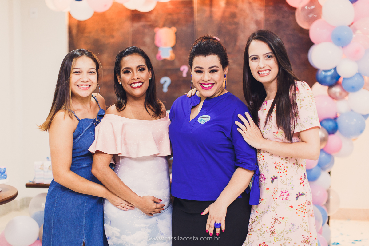 fotos de chá revelação, o que fazer para revelar o sexo do bebê para a família, família linda no chá revelação no Matheus, Praia da Costa, Vila Velha ES, Tássila Costa fotografia