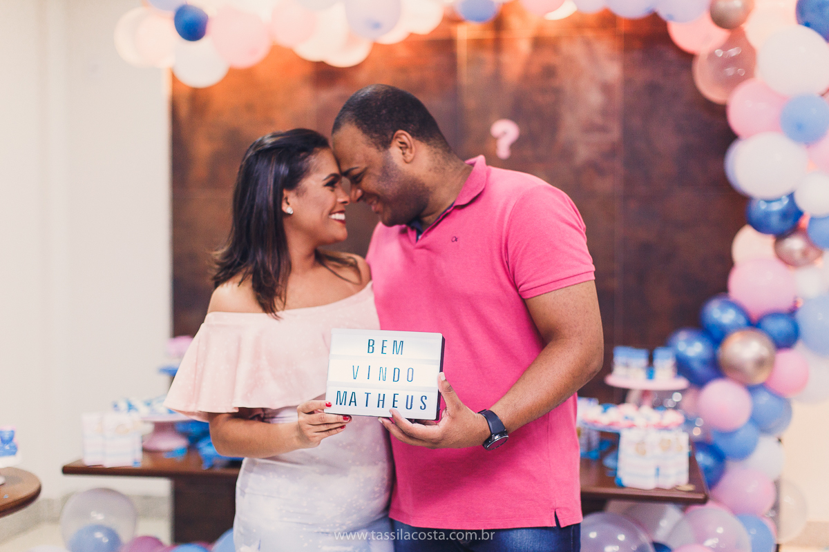 fotos de chá revelação, o que fazer para revelar o sexo do bebê para a família, família linda no chá revelação no Matheus, Praia da Costa, Vila Velha ES, Tássila Costa fotografia