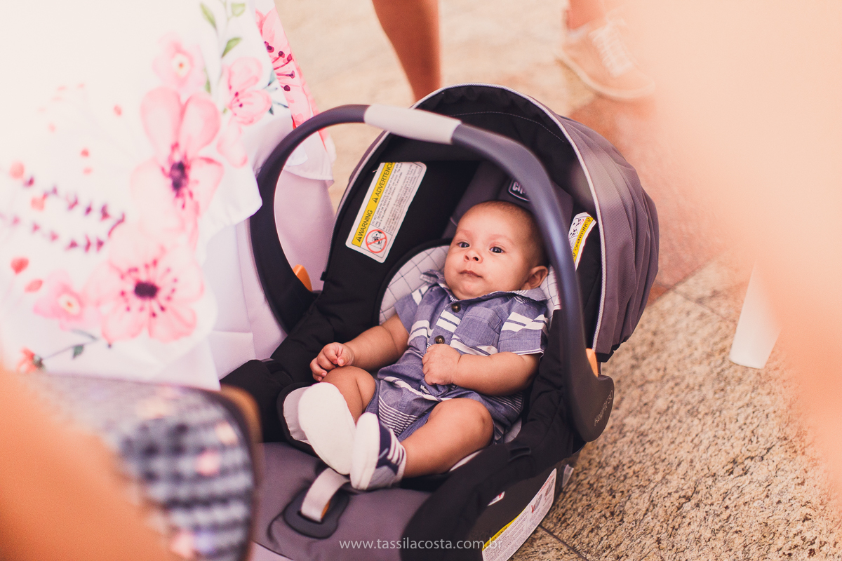 foto de chá bebê, decoração linda de chá de bebê, mãe de menina, decoração de chá de bebê de menina, decoração rosa e branca de chá de bebê, tássila costa fotografia, sandra festas, decoração de chá de bebê em Vila Velha ES, pais de primeira viagem