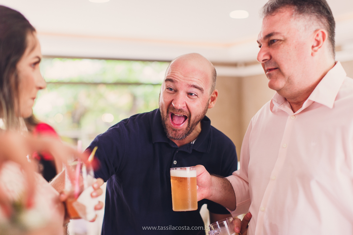 foto de chá bebê, decoração linda de chá de bebê, mãe de menina, decoração de chá de bebê de menina, decoração rosa e branca de chá de bebê, tássila costa fotografia, sandra festas, decoração de chá de bebê em Vila Velha ES, pais de primeira viagem