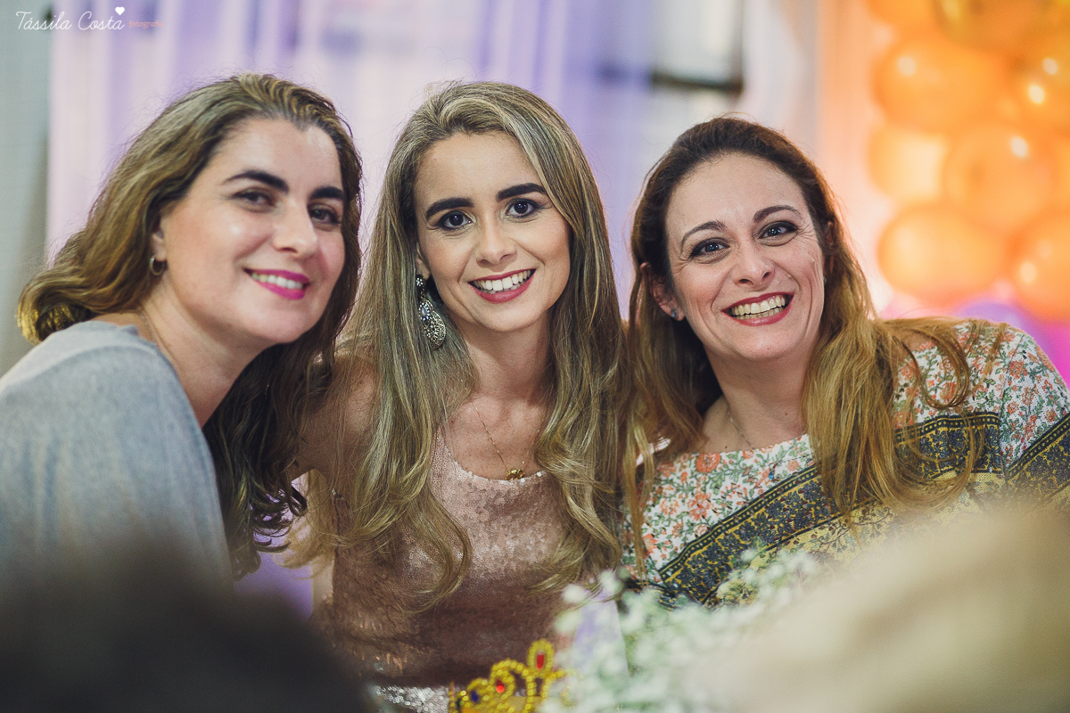 aniversário lindo da princesa sofia, em vitória ES, decoração da Chic Ballon, festa de menina, festa no condomínio em Vix ES, fotos by Tássila Costa