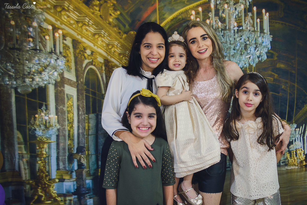 aniversário lindo da princesa sofia, em vitória ES, decoração da Chic Ballon, festa de menina, festa no condomínio em Vix ES, fotos by Tássila Costa