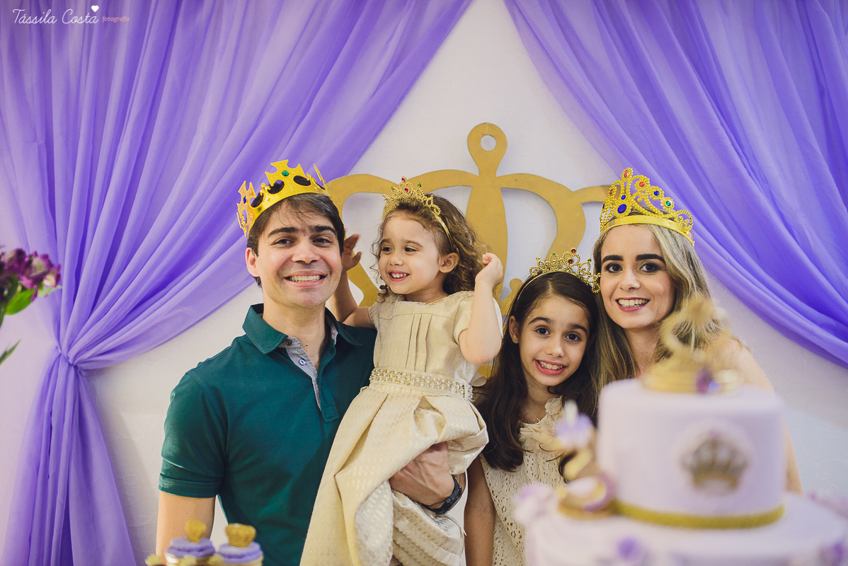 aniversário lindo da princesa sofia, em vitória ES, decoração da Chic Ballon, festa de menina, festa no condomínio em Vix ES, fotos by Tássila Costa