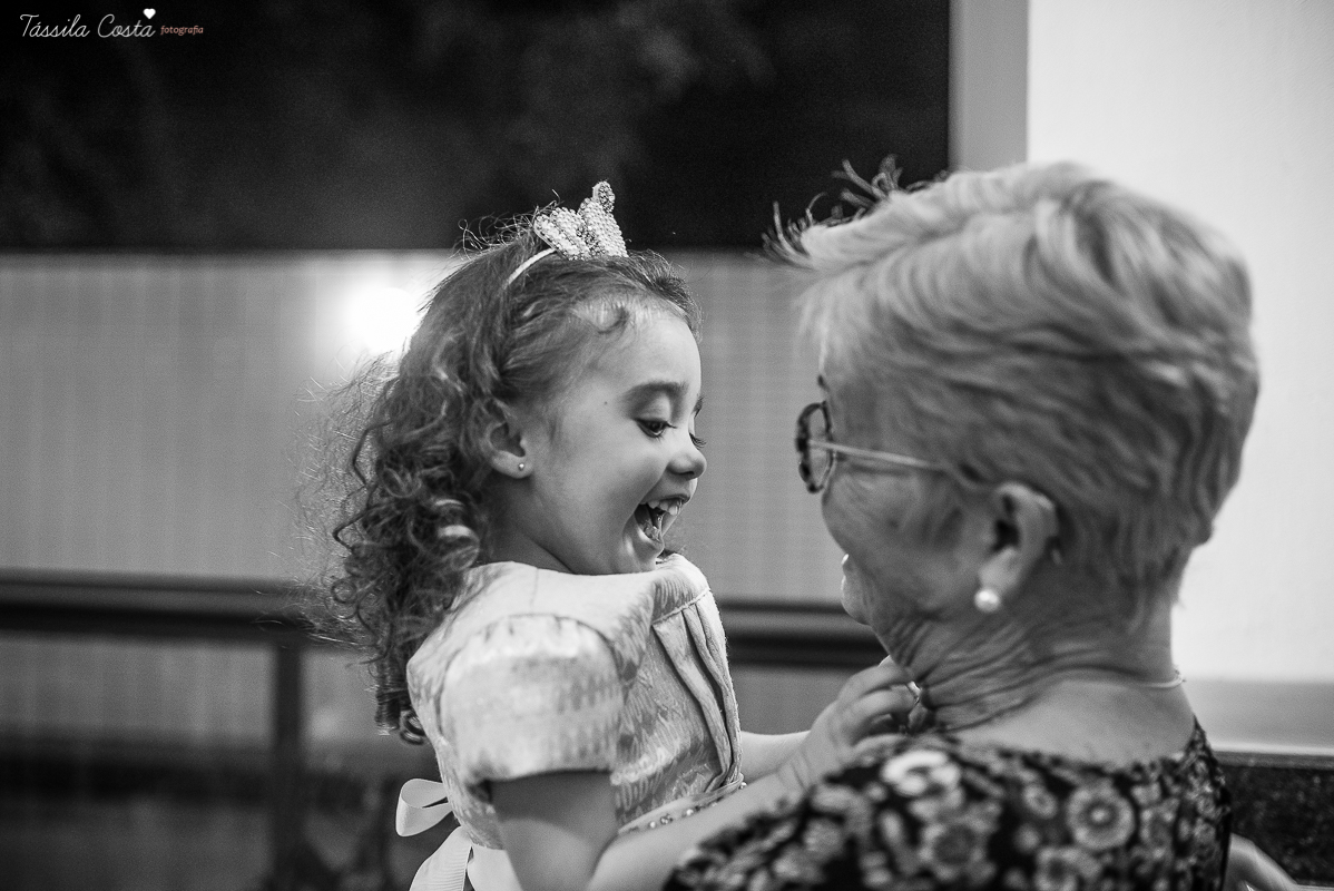 aniversário lindo da princesa sofia, em vitória ES, decoração da Chic Ballon, festa de menina, festa no condomínio em Vix ES, fotos by Tássila Costa