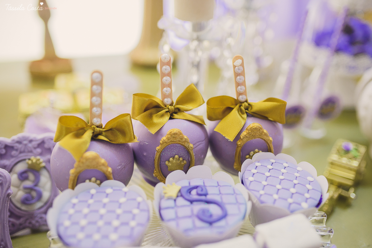 aniversário lindo da princesa sofia, em vitória ES, decoração da Chic Ballon, festa de menina, festa no condomínio em Vix ES, fotos by Tássila Costa