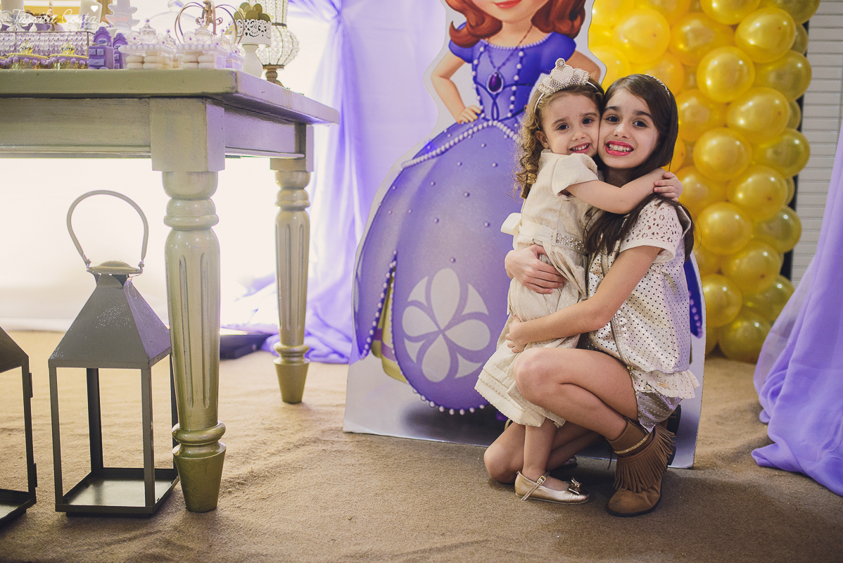 aniversário lindo da princesa sofia, em vitória ES, decoração da Chic Ballon, festa de menina, festa no condomínio em Vix ES, fotos by Tássila Costa
