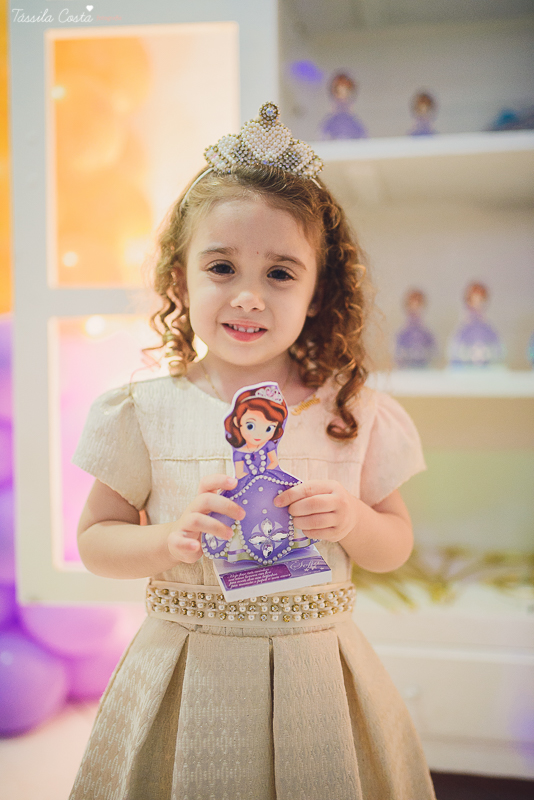 aniversário lindo da princesa sofia, em vitória ES, decoração da Chic Ballon, festa de menina, festa no condomínio em Vix ES, fotos by Tássila Costa