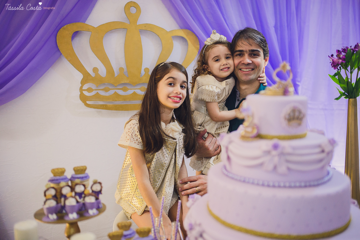 aniversário lindo da princesa sofia, em vitória ES, decoração da Chic Ballon, festa de menina, festa no condomínio em Vix ES, fotos by Tássila Costa