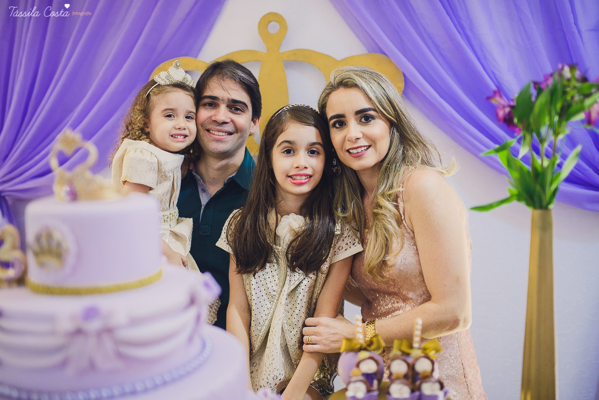 aniversário lindo da princesa sofia, em vitória ES, decoração da Chic Ballon, festa de menina, festa no condomínio em Vix ES, fotos by Tássila Costa