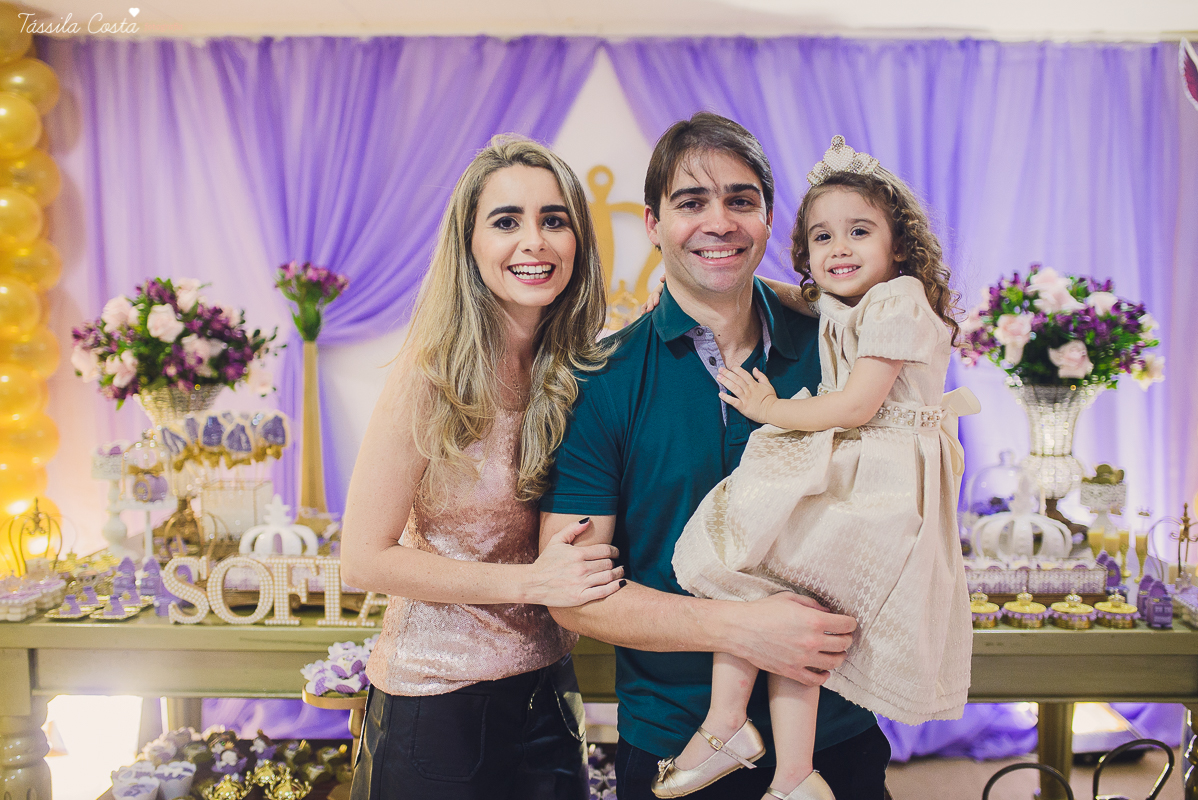 aniversário lindo da princesa sofia, em vitória ES, decoração da Chic Ballon, festa de menina, festa no condomínio em Vix ES, fotos by Tássila Costa