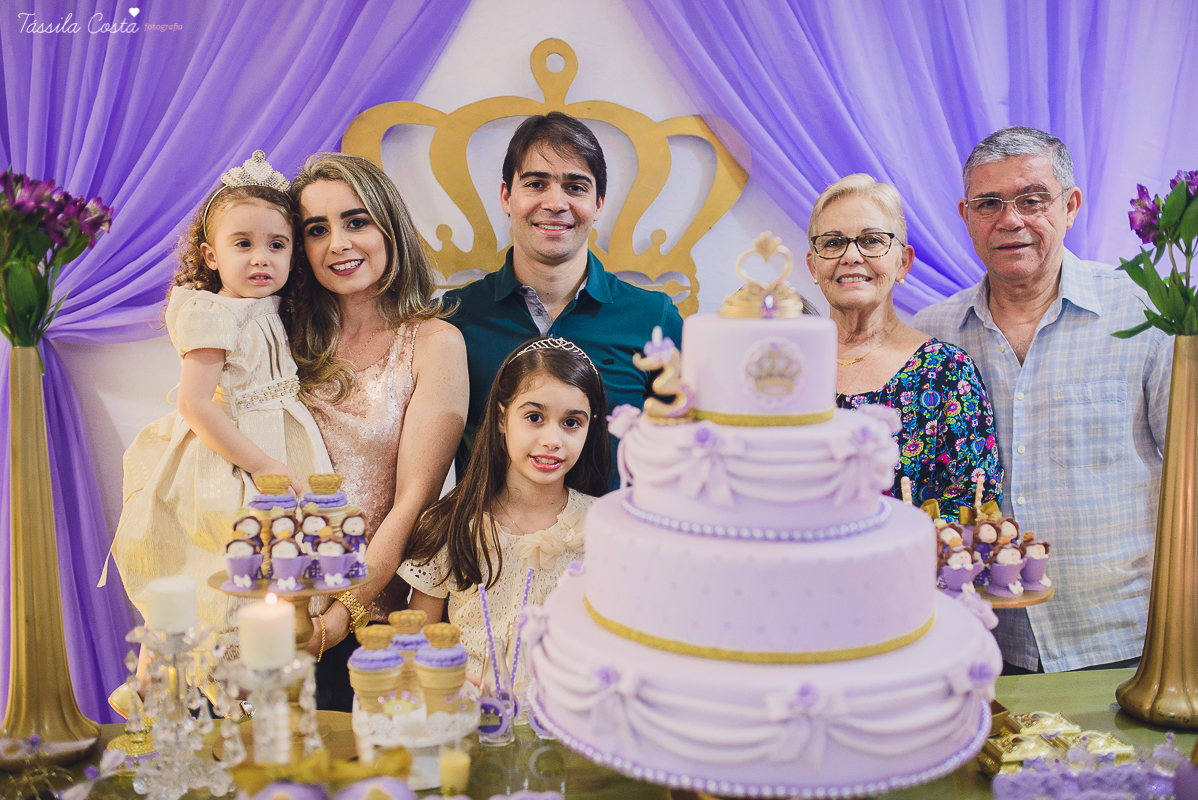 aniversário lindo da princesa sofia, em vitória ES, decoração da Chic Ballon, festa de menina, festa no condomínio em Vix ES, fotos by Tássila Costa