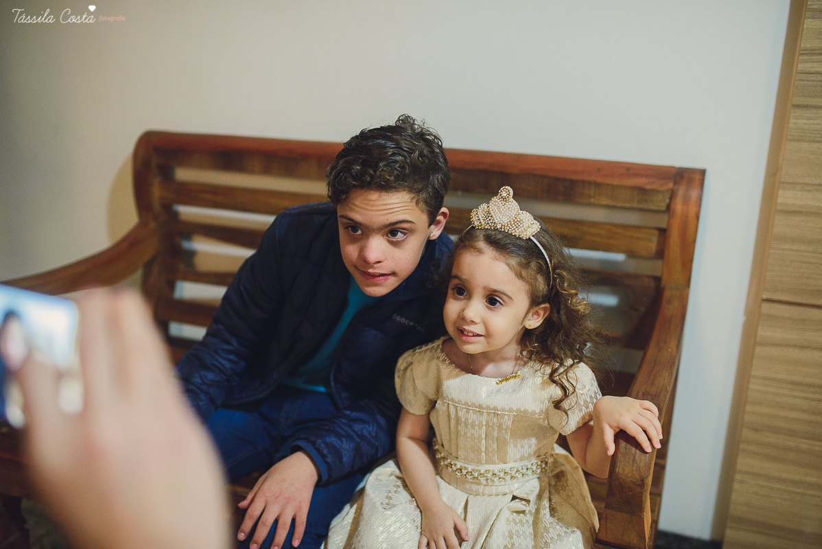 aniversário lindo da princesa sofia, em vitória ES, decoração da Chic Ballon, festa de menina, festa no condomínio em Vix ES, fotos by Tássila Costa