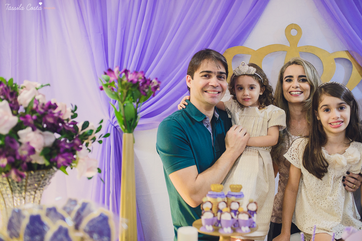 aniversário lindo da princesa sofia, em vitória ES, decoração da Chic Ballon, festa de menina, festa no condomínio em Vix ES, fotos by Tássila Costa