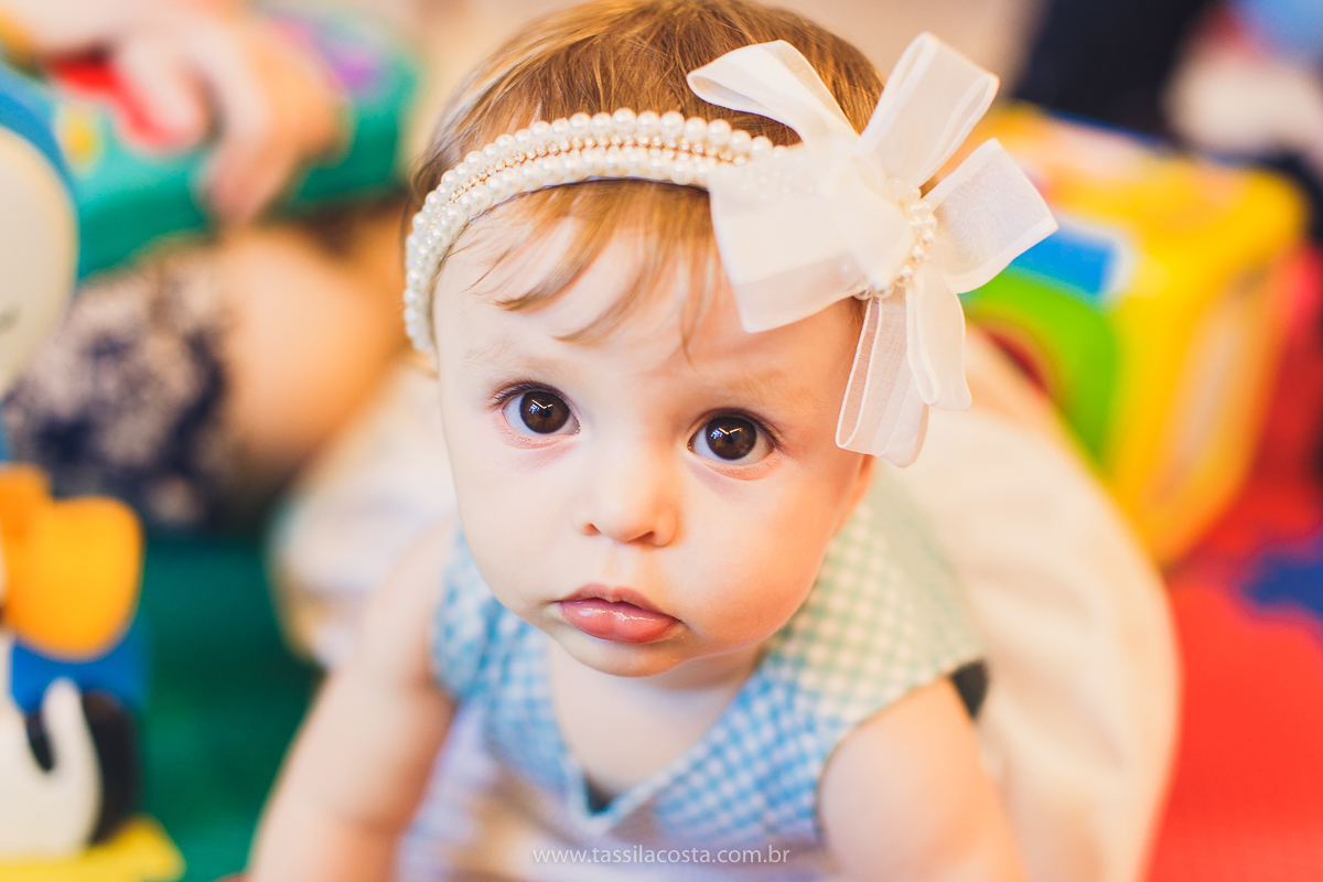 festa infantil linda, na Praia da Costa, Vila Velha, ES, tema Jardim, Jardim da Bettina, festa de menina, festa rosa para aniversário de 1 ano, primeiro ano da minha filha, vestido lindo para vestir no aniversário de 1 ano, fotografia de festa infantil