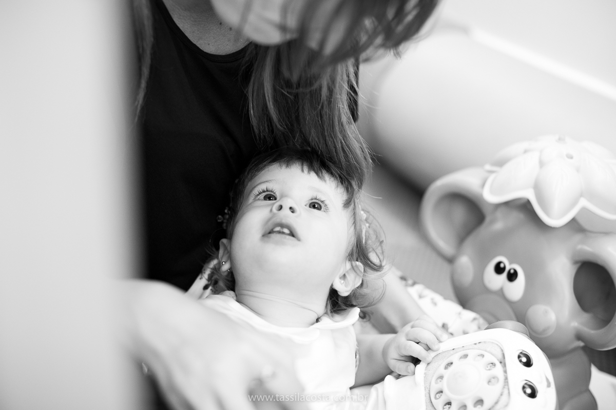 festa infantil linda, na Praia da Costa, Vila Velha, ES, tema Jardim, Jardim da Bettina, festa de menina, festa rosa para aniversário de 1 ano, primeiro ano da minha filha, vestido lindo para vestir no aniversário de 1 ano, fotografia de festa infantil