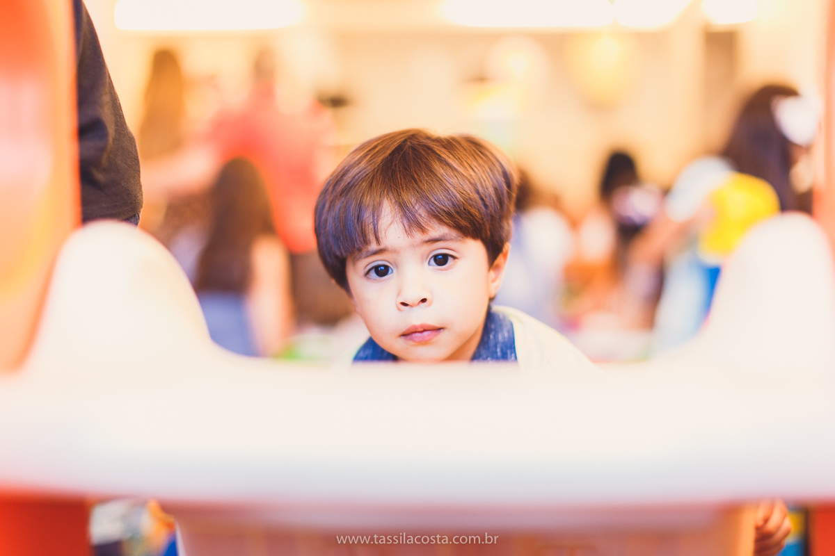 festa infantil linda, na Praia da Costa, Vila Velha, ES, tema Jardim, Jardim da Bettina, festa de menina, festa rosa para aniversário de 1 ano, primeiro ano da minha filha, vestido lindo para vestir no aniversário de 1 ano, fotografia de festa infantil