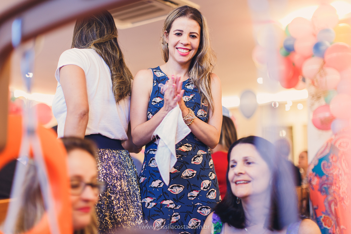 festa infantil linda, na Praia da Costa, Vila Velha, ES, tema Jardim, Jardim da Bettina, festa de menina, festa rosa para aniversário de 1 ano, primeiro ano da minha filha, vestido lindo para vestir no aniversário de 1 ano, fotografia de festa infantil