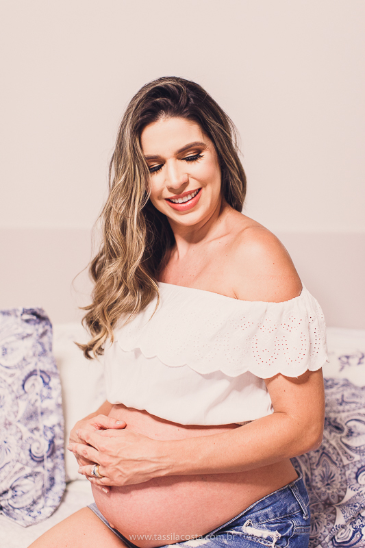 chá de fraldas da Júlia, da Dante Micheline, Praia de Camburi, Vitória ES, tássila costa fotografia, mãe de 3 meninos, mãe de gêmeos, ensaio de gestante feito em casa, fotografia de grávida em vila velha, fotos lindas