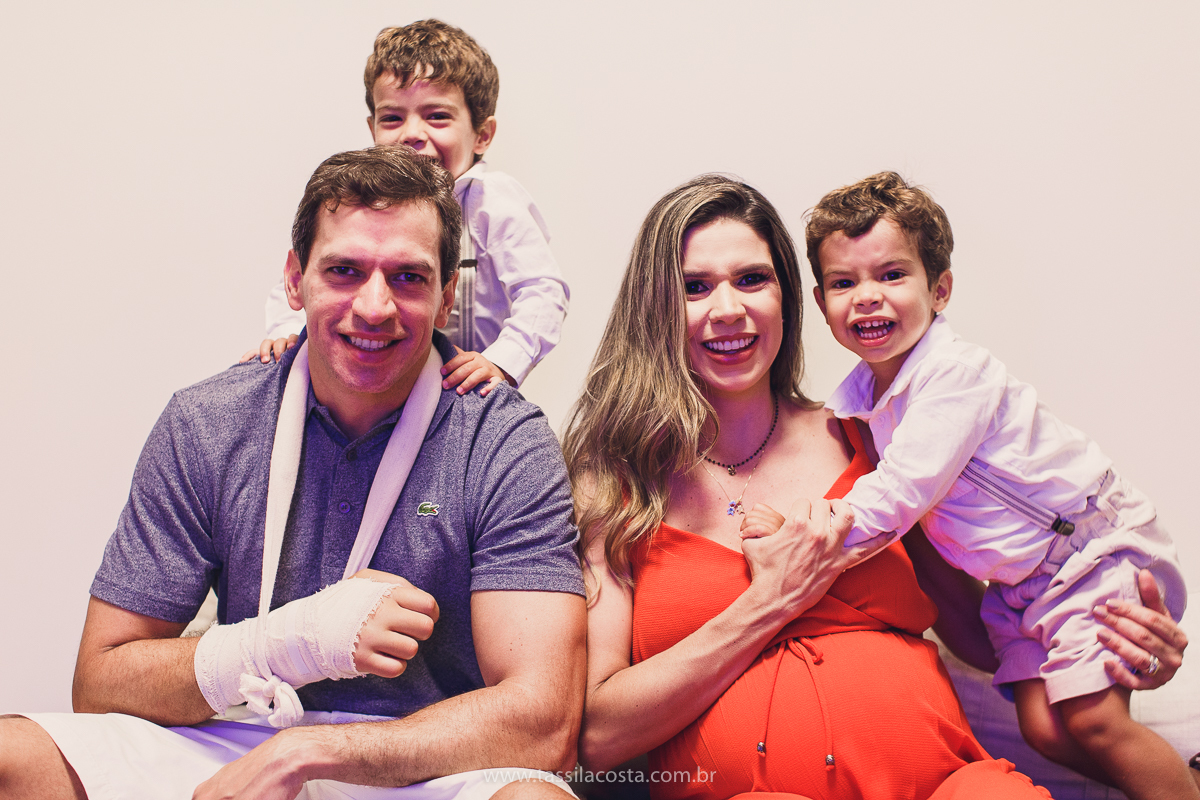 chá de fraldas da Júlia, da Dante Micheline, Praia de Camburi, Vitória ES, tássila costa fotografia, mãe de 3 meninos, mãe de gêmeos, ensaio de gestante feito em casa, fotografia de grávida em vila velha, fotos lindas