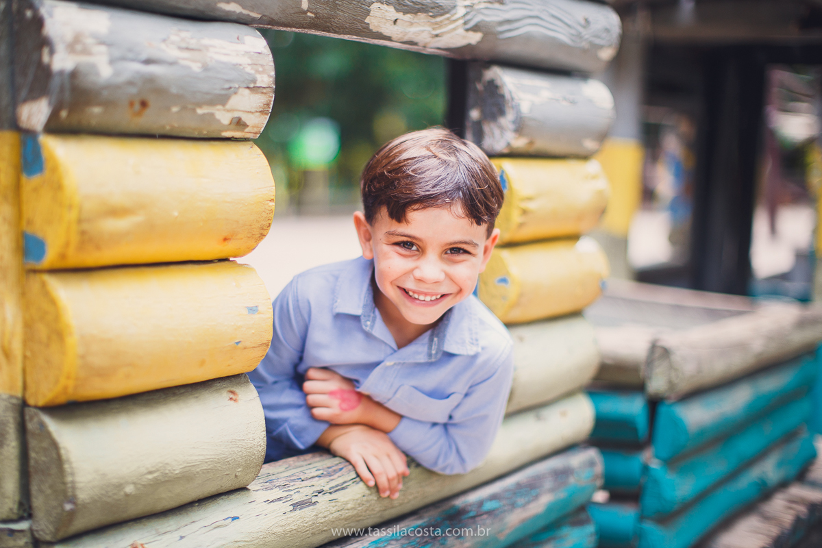 fotos lindas de gestante, feitas no Parque Botânico da Vale, em Vitória ES, tássila costa fotografia, gravidez muito desejada por essa família, fotos de gestante num dia nublado, o que fazer quando chove no meio do ensaio fotográfico, dicas de fotografia 