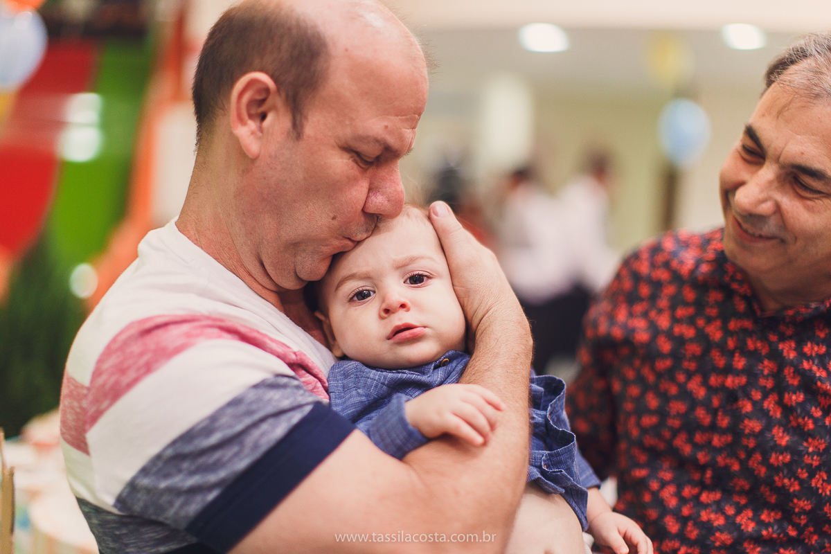 festa com tema super diferente, festa de menino, no cerimonial Ratiboom em Campo Grande, ES, decoração da Giovana da Xic Baloon, decoração no tema Bosque, Bosque do Pedro, fotografia de festa infantil, fotos lindas de aniversário infantil, 1 ano do meu bb