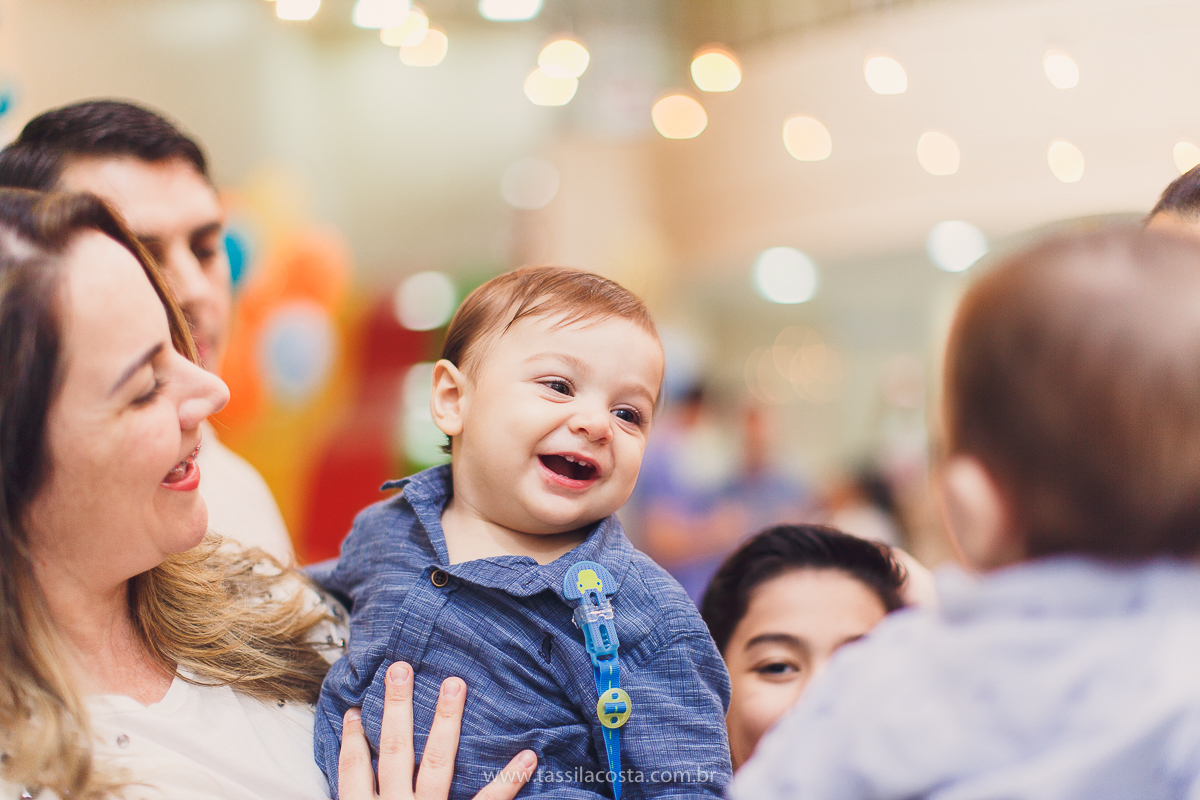 festa com tema super diferente, festa de menino, no cerimonial Ratiboom em Campo Grande, ES, decoração da Giovana da Xic Baloon, decoração no tema Bosque, Bosque do Pedro, fotografia de festa infantil, fotos lindas de aniversário infantil, 1 ano do meu bb