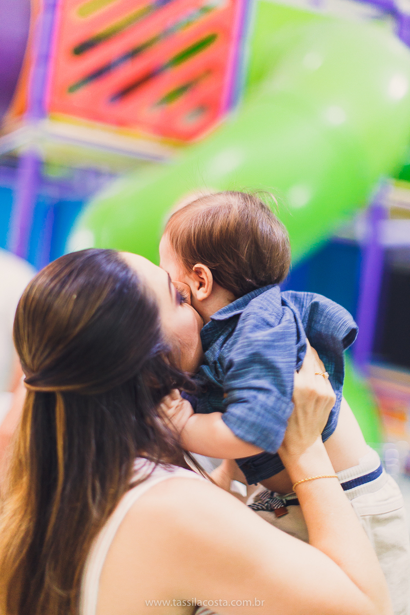 festa com tema super diferente, festa de menino, no cerimonial Ratiboom em Campo Grande, ES, decoração da Giovana da Xic Baloon, decoração no tema Bosque, Bosque do Pedro, fotografia de festa infantil, fotos lindas de aniversário infantil, 1 ano do meu bb