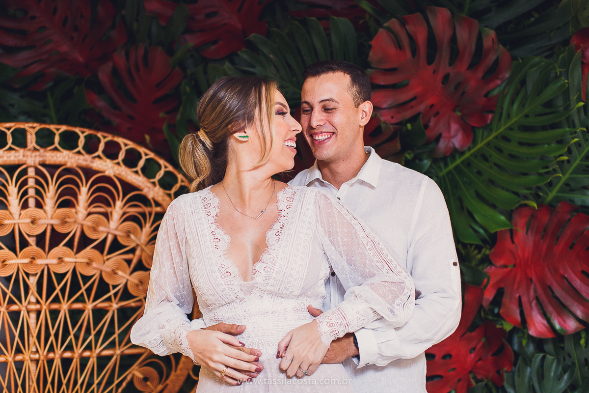 decoração linda de chá bar, Dayane e Higgor, decoração de chá bar by Tais Vaz, fotografia de chá bar by Tássila Costa, chá bar inspirado na balada Tardezinha do Thiaguinho, vestido lindo para usar no chá bar, chá bar em Vitória ES, noivos lindos em ViX