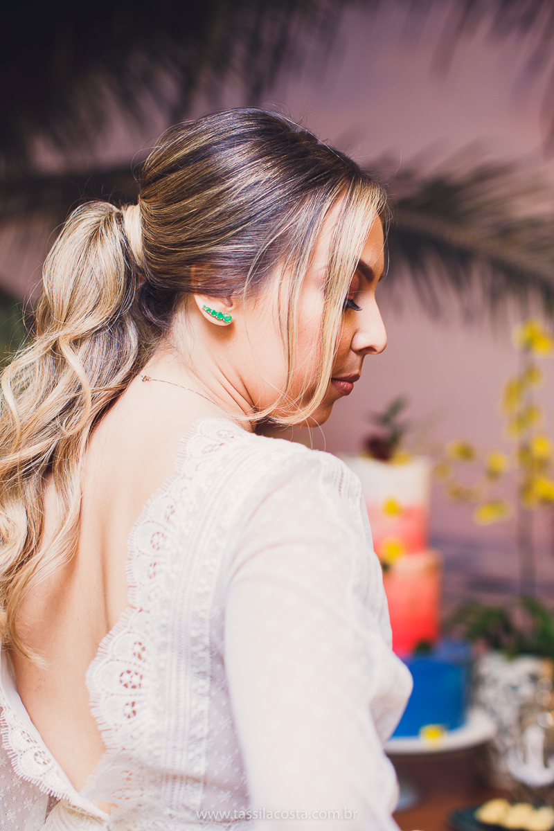 decoração linda de chá bar, Dayane e Higgor, decoração de chá bar by Tais Vaz, fotografia de chá bar by Tássila Costa, chá bar inspirado na balada Tardezinha do Thiaguinho, vestido lindo para usar no chá bar, chá bar em Vitória ES, noivos lindos em ViX