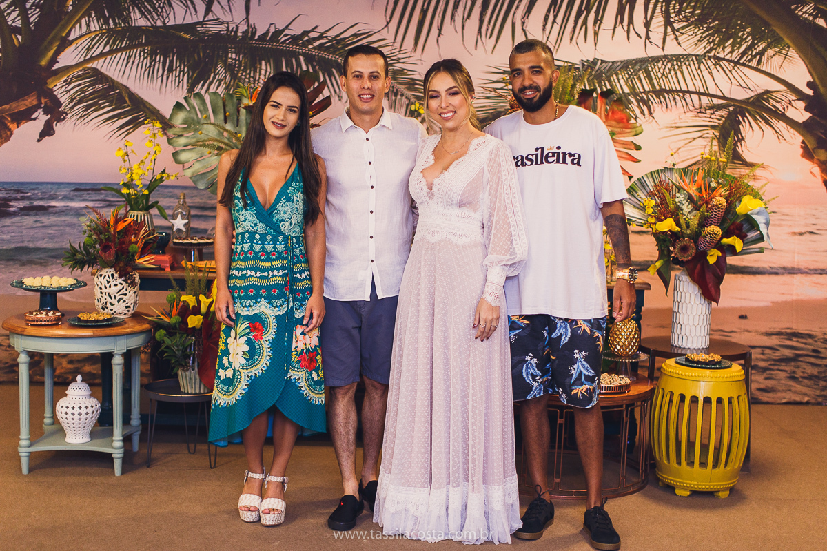 decoração linda de chá bar, Dayane e Higgor, decoração de chá bar by Tais Vaz, fotografia de chá bar by Tássila Costa, chá bar inspirado na balada Tardezinha do Thiaguinho, vestido lindo para usar no chá bar, chá bar em Vitória ES, noivos lindos em ViX