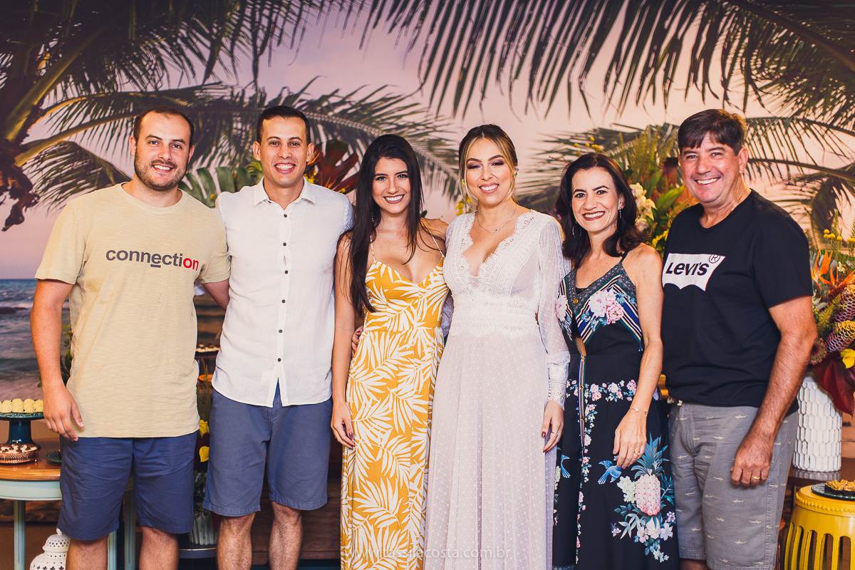 decoração linda de chá bar, Dayane e Higgor, decoração de chá bar by Tais Vaz, fotografia de chá bar by Tássila Costa, chá bar inspirado na balada Tardezinha do Thiaguinho, vestido lindo para usar no chá bar, chá bar em Vitória ES, noivos lindos em ViX