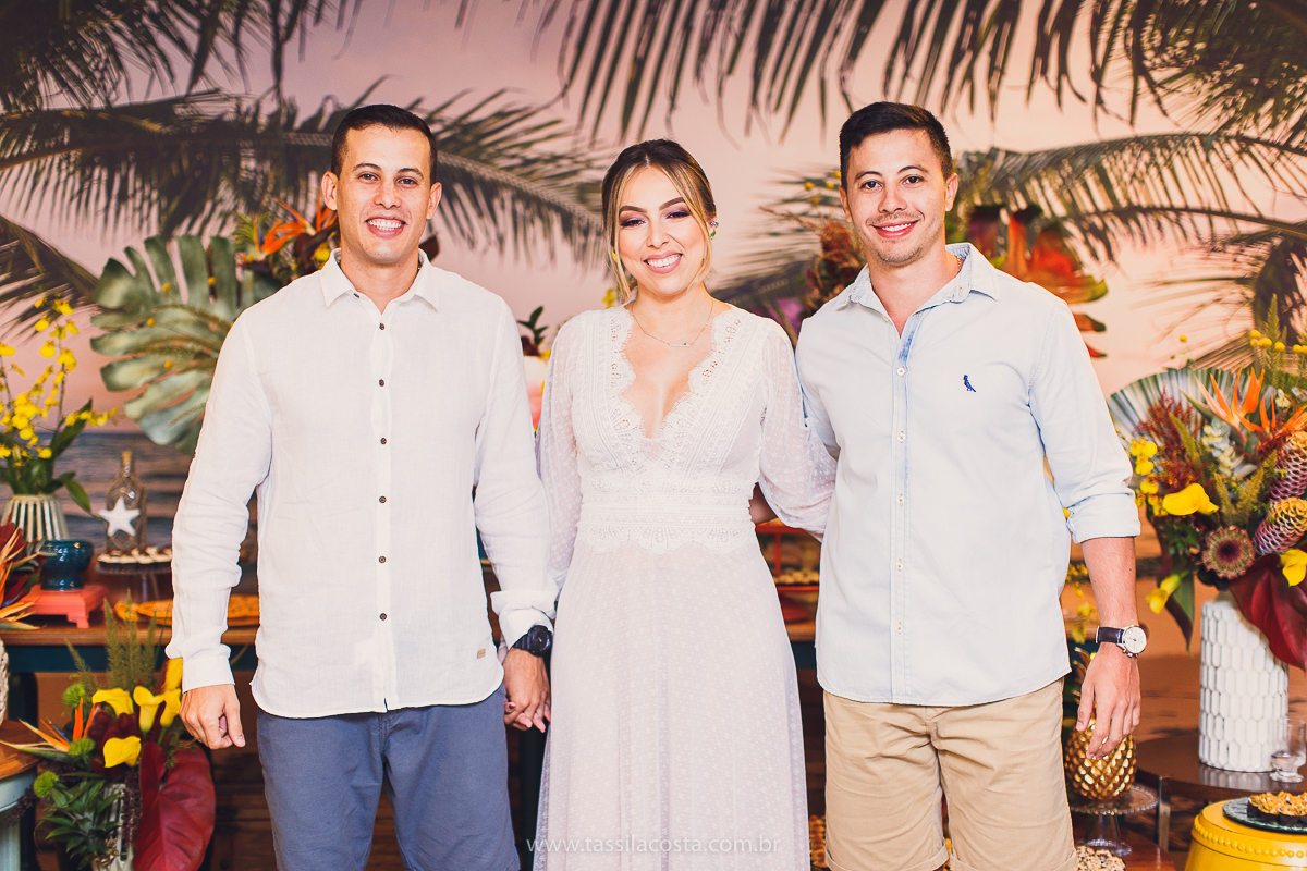 decoração linda de chá bar, Dayane e Higgor, decoração de chá bar by Tais Vaz, fotografia de chá bar by Tássila Costa, chá bar inspirado na balada Tardezinha do Thiaguinho, vestido lindo para usar no chá bar, chá bar em Vitória ES, noivos lindos em ViXdec