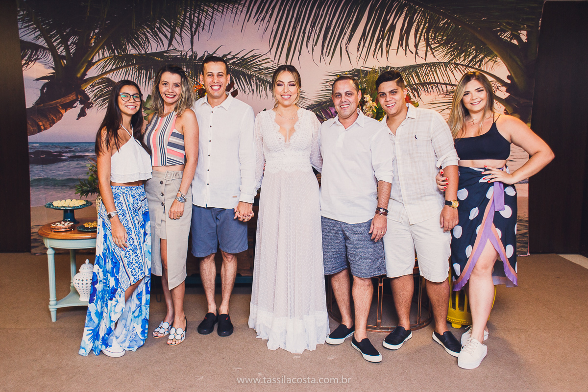 decoração linda de chá bar, Dayane e Higgor, decoração de chá bar by Tais Vaz, fotografia de chá bar by Tássila Costa, chá bar inspirado na balada Tardezinha do Thiaguinho, vestido lindo para usar no chá bar, chá bar em Vitória ES, noivos lindos em ViX