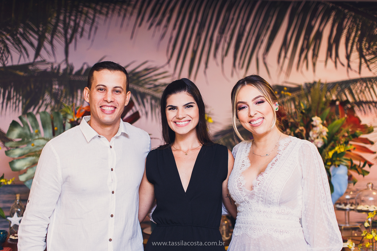 decoração linda de chá bar, Dayane e Higgor, decoração de chá bar by Tais Vaz, fotografia de chá bar by Tássila Costa, chá bar inspirado na balada Tardezinha do Thiaguinho, vestido lindo para usar no chá bar, chá bar em Vitória ES, noivos lindos em ViX