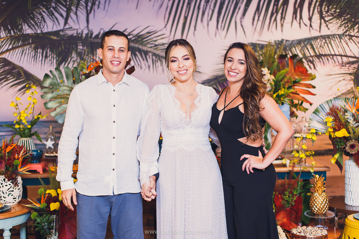 decoração linda de chá bar, Dayane e Higgor, decoração de chá bar by Tais Vaz, fotografia de chá bar by Tássila Costa, chá bar inspirado na balada Tardezinha do Thiaguinho, vestido lindo para usar no chá bar, chá bar em Vitória ES, noivos lindos em ViX