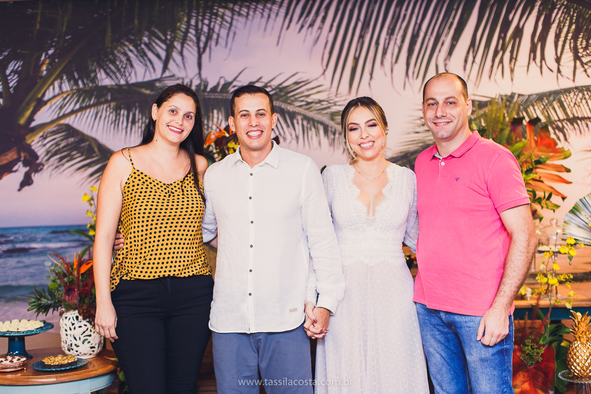 decoração linda de chá bar, Dayane e Higgor, decoração de chá bar by Tais Vaz, fotografia de chá bar by Tássila Costa, chá bar inspirado na balada Tardezinha do Thiaguinho, vestido lindo para usar no chá bar, chá bar em Vitória ES, noivos lindos em ViX