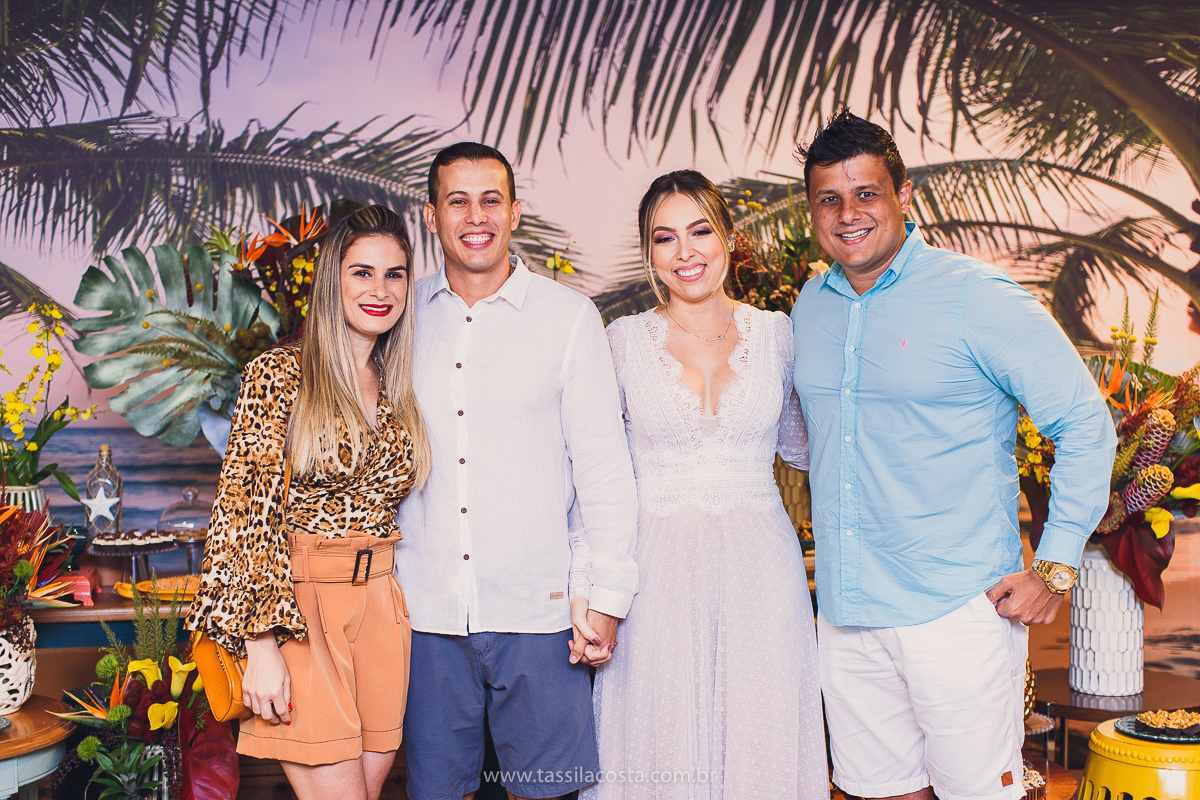 decoração linda de chá bar, Dayane e Higgor, decoração de chá bar by Tais Vaz, fotografia de chá bar by Tássila Costa, chá bar inspirado na balada Tardezinha do Thiaguinho, vestido lindo para usar no chá bar, chá bar em Vitória ES, noivos lindos em ViX