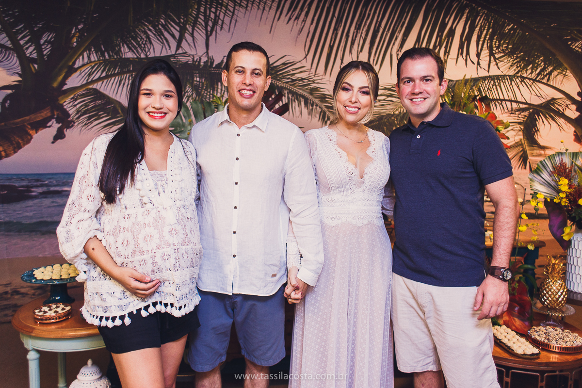 decoração linda de chá bar, Dayane e Higgor, decoração de chá bar by Tais Vaz, fotografia de chá bar by Tássila Costa, chá bar inspirado na balada Tardezinha do Thiaguinho, vestido lindo para usar no chá bar, chá bar em Vitória ES, noivos lindos em ViX